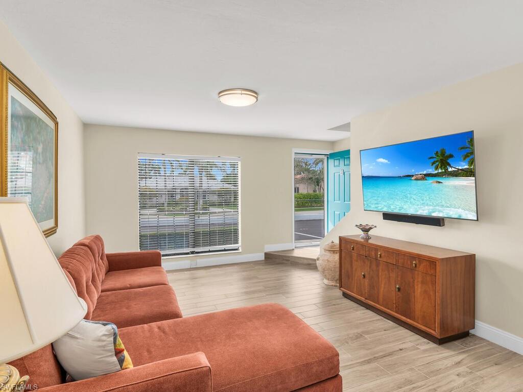 144 Clyburn WAY W, MARCO ISLAND