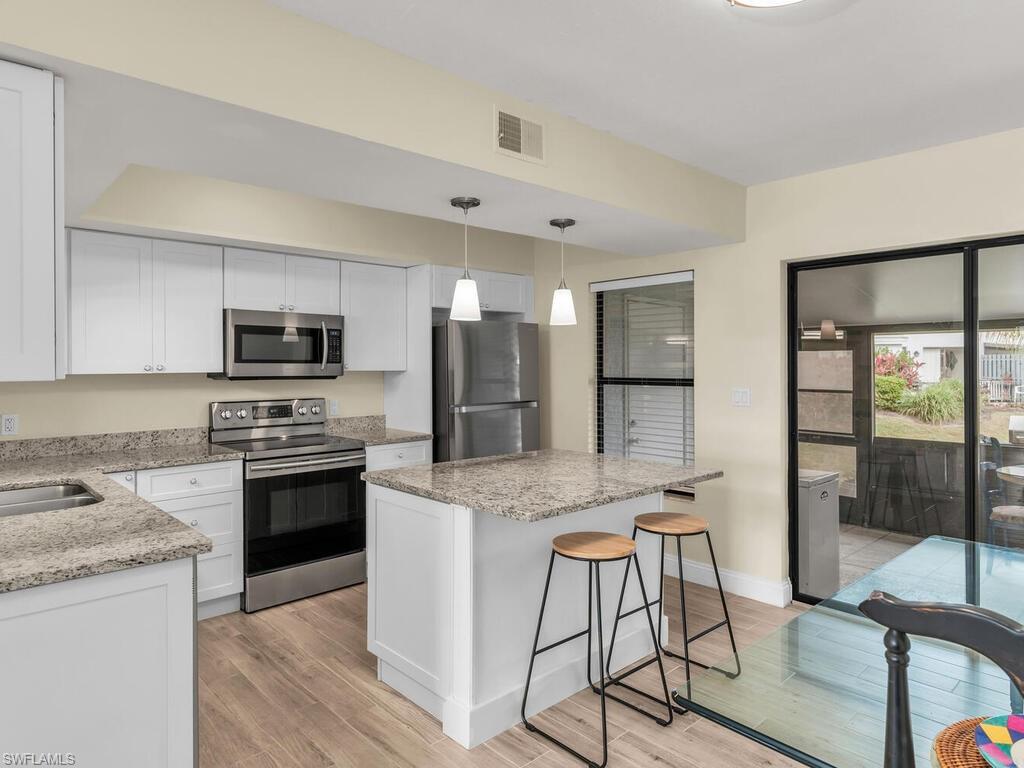 144 Clyburn WAY W, MARCO ISLAND