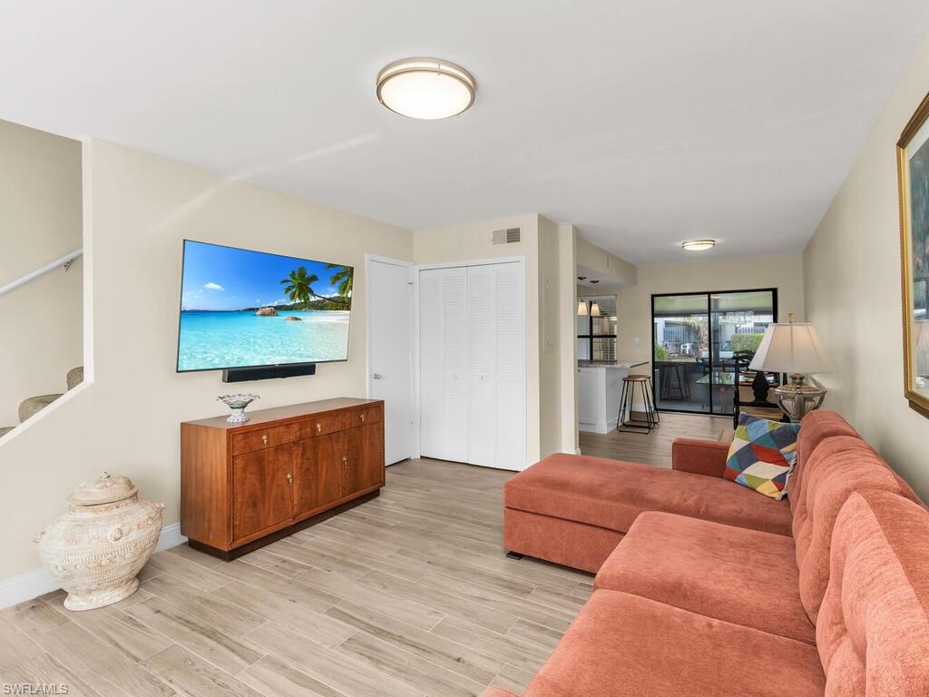 144 Clyburn WAY W, MARCO ISLAND