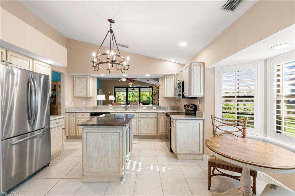 5785 Grande Reserve WAY # 904, NAPLES Unit: 904