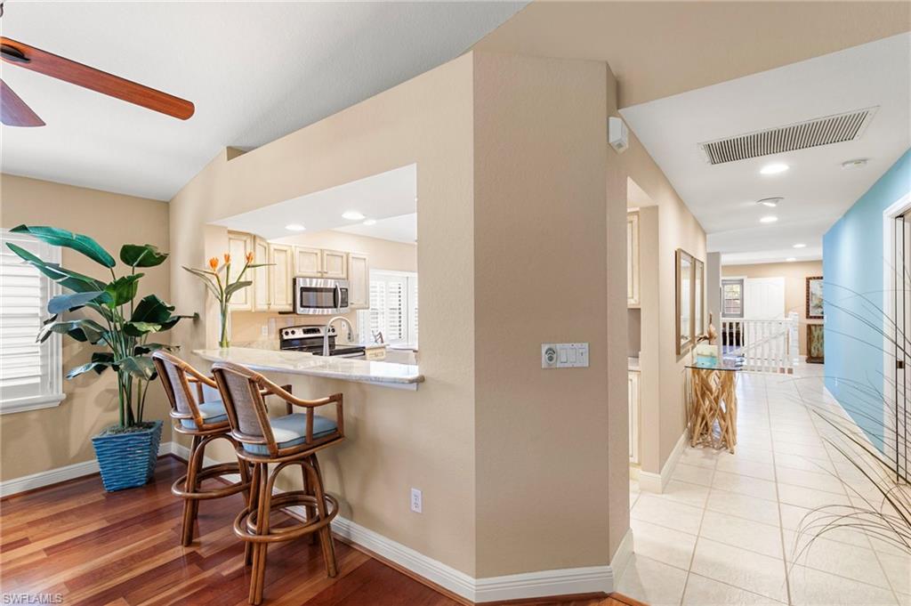 5785 Grande Reserve WAY # 904, NAPLES Unit: 904