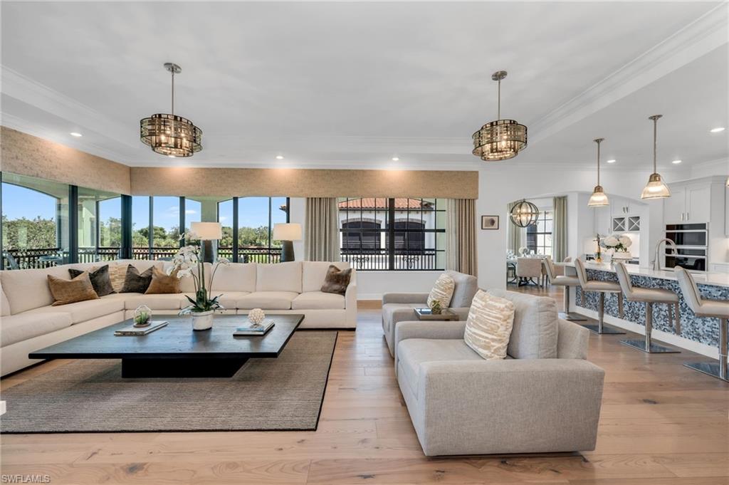 16355 Viansa WAY # 302, NAPLES Unit: 302