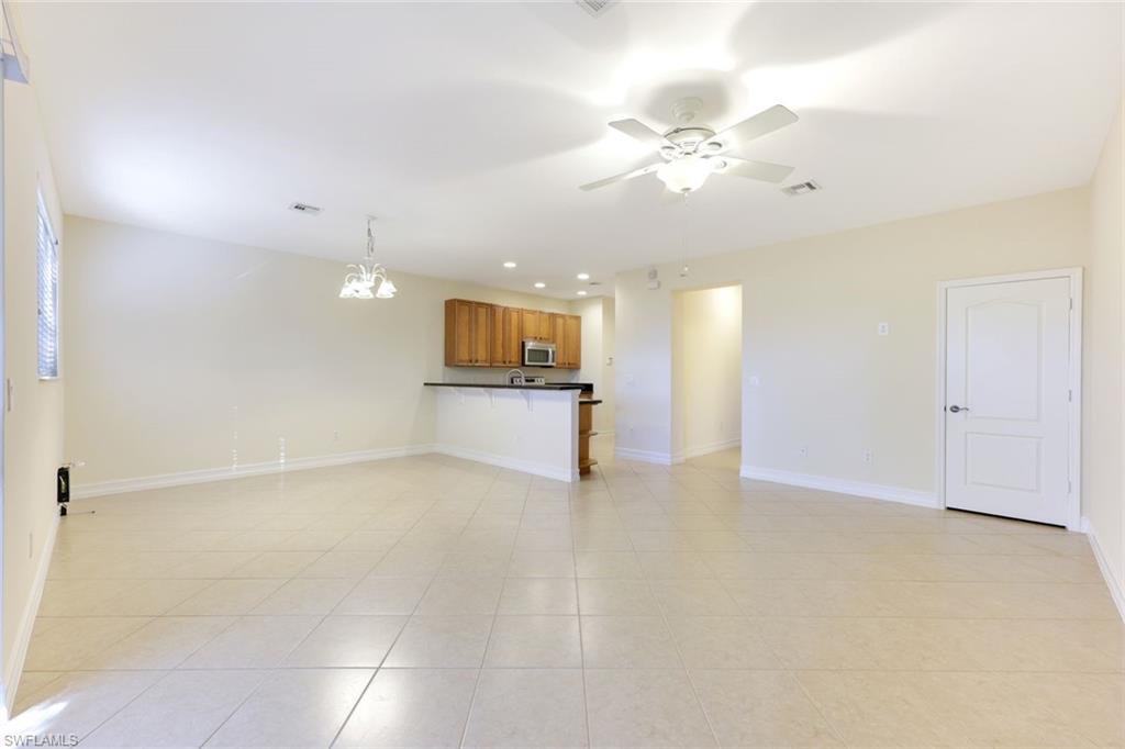 20720 Brassy Pine WAY # 29, ESTERO Unit: 29