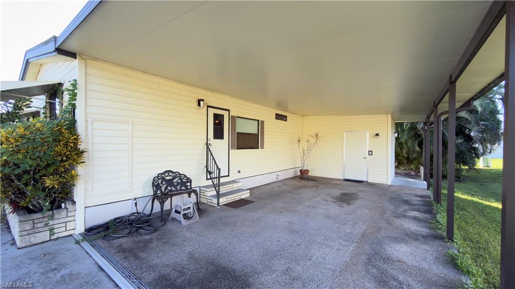 207 Riverwood RD, NAPLES