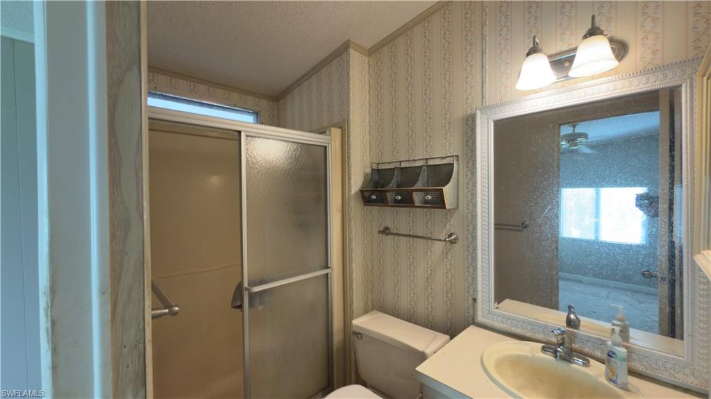 207 Riverwood RD, NAPLES