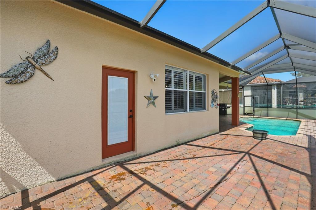 3236 Potomac CT, NAPLES