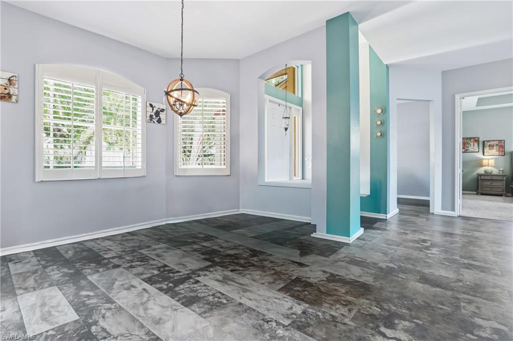 3236 Potomac CT, NAPLES