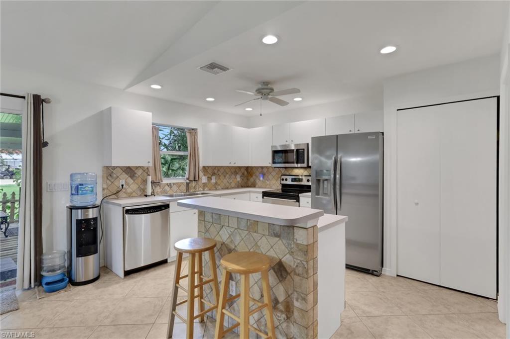 921 20th ST SE, NAPLES