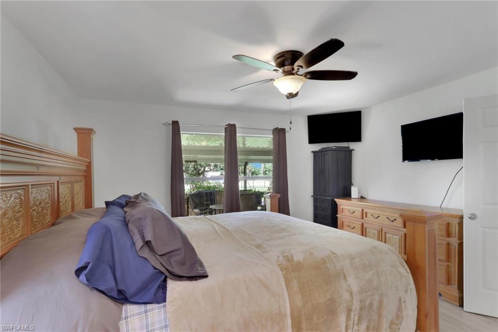 921 20th ST SE, NAPLES