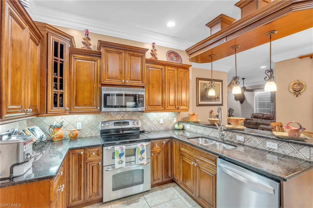 4475 16th ST NE, NAPLES