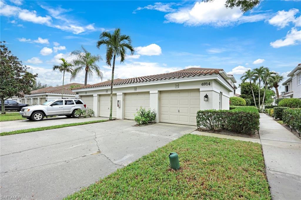 6914 Satinleaf RD N # 204, NAPLES Unit: 204