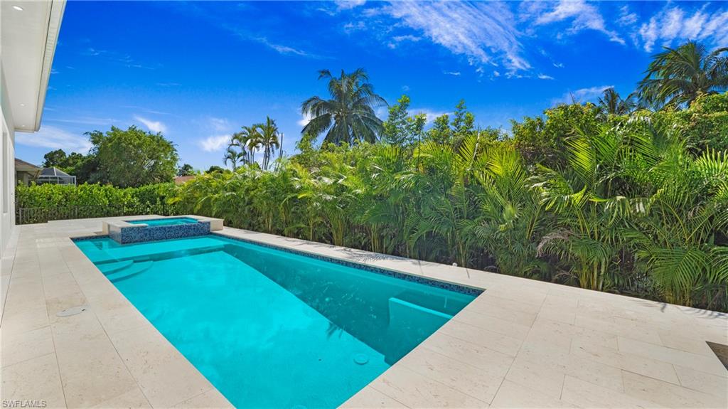 138 Kirkwood ST, MARCO ISLAND