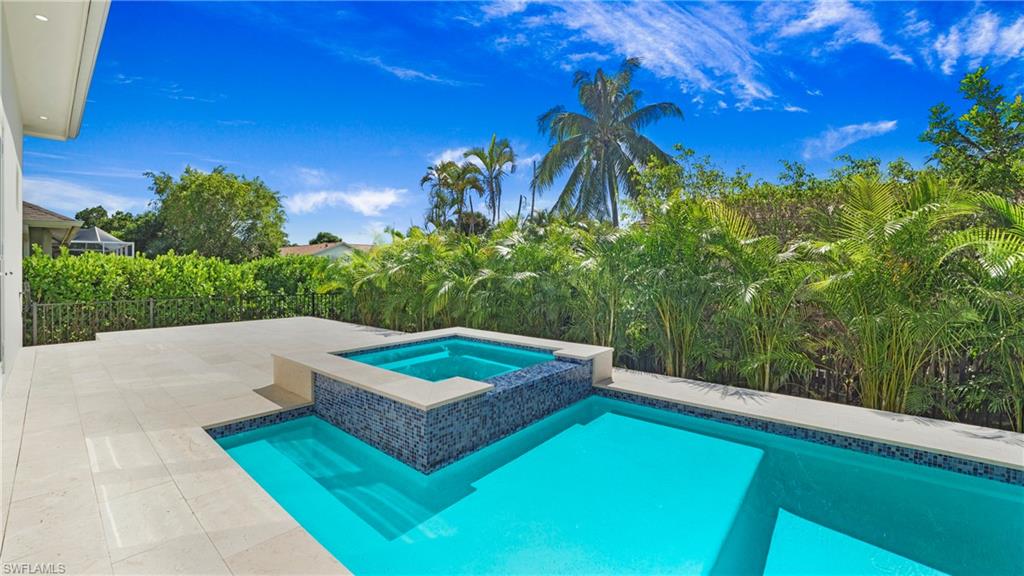 138 Kirkwood ST, MARCO ISLAND