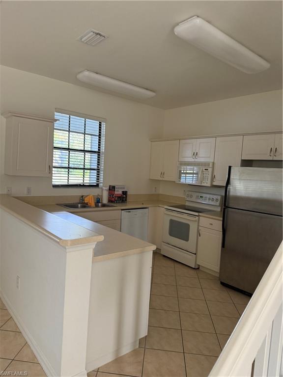 15155 Summit Place CIR # 232, NAPLES Unit: 232