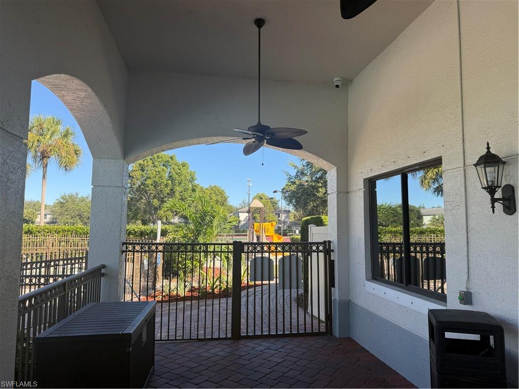 15155 Summit Place CIR # 232, NAPLES Unit: 232