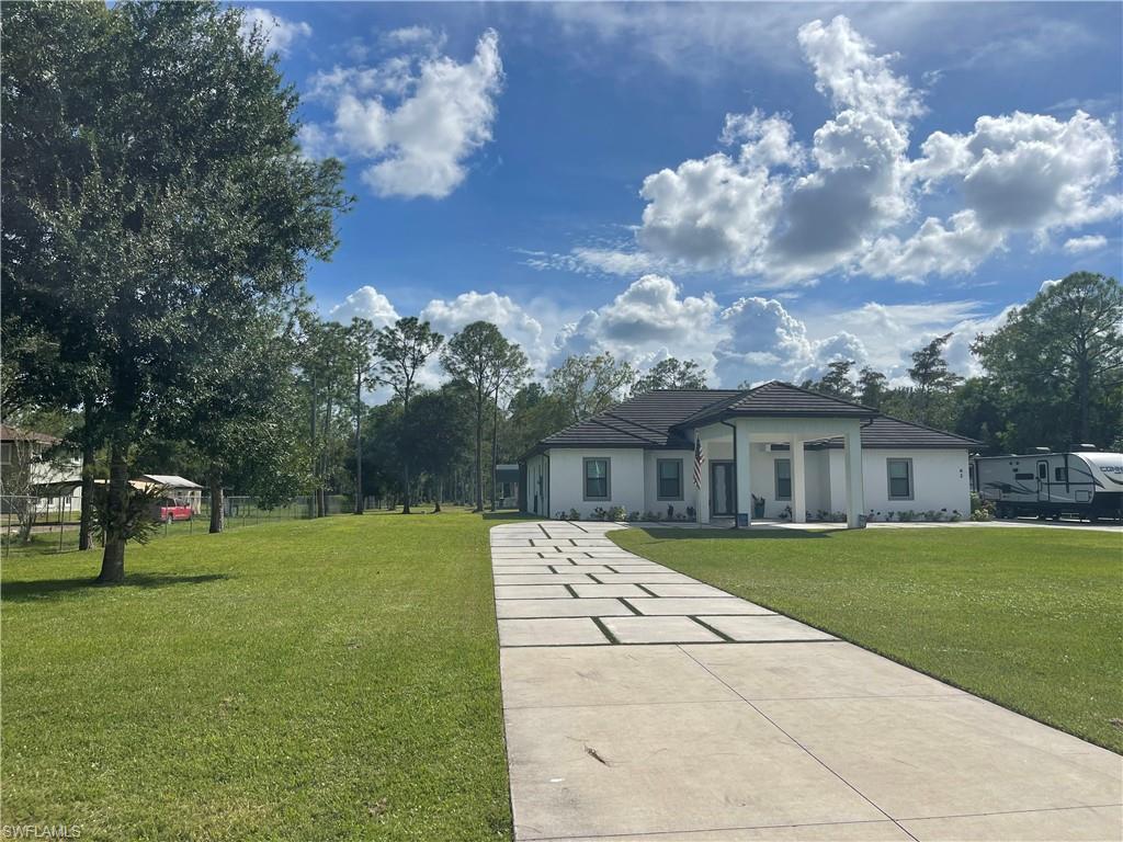 62 35th AVE NE, NAPLES