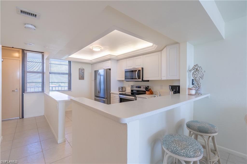 440 Seaview CT # 805, MARCO ISLAND Unit: 805