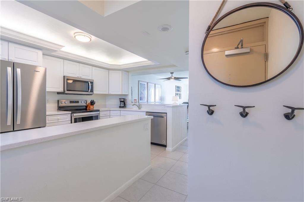 440 Seaview CT # 805, MARCO ISLAND Unit: 805