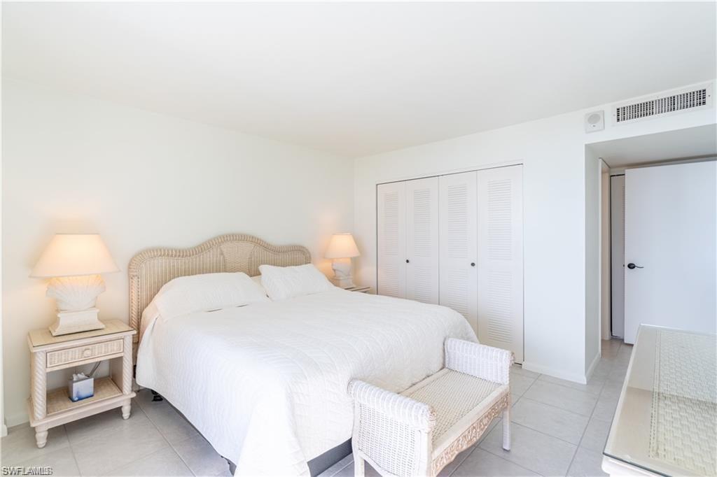 440 Seaview CT # 805, MARCO ISLAND Unit: 805