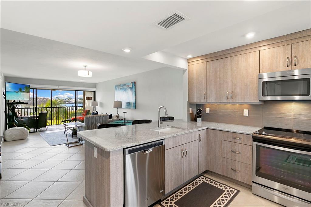 730 W Elkcam CIR # 210