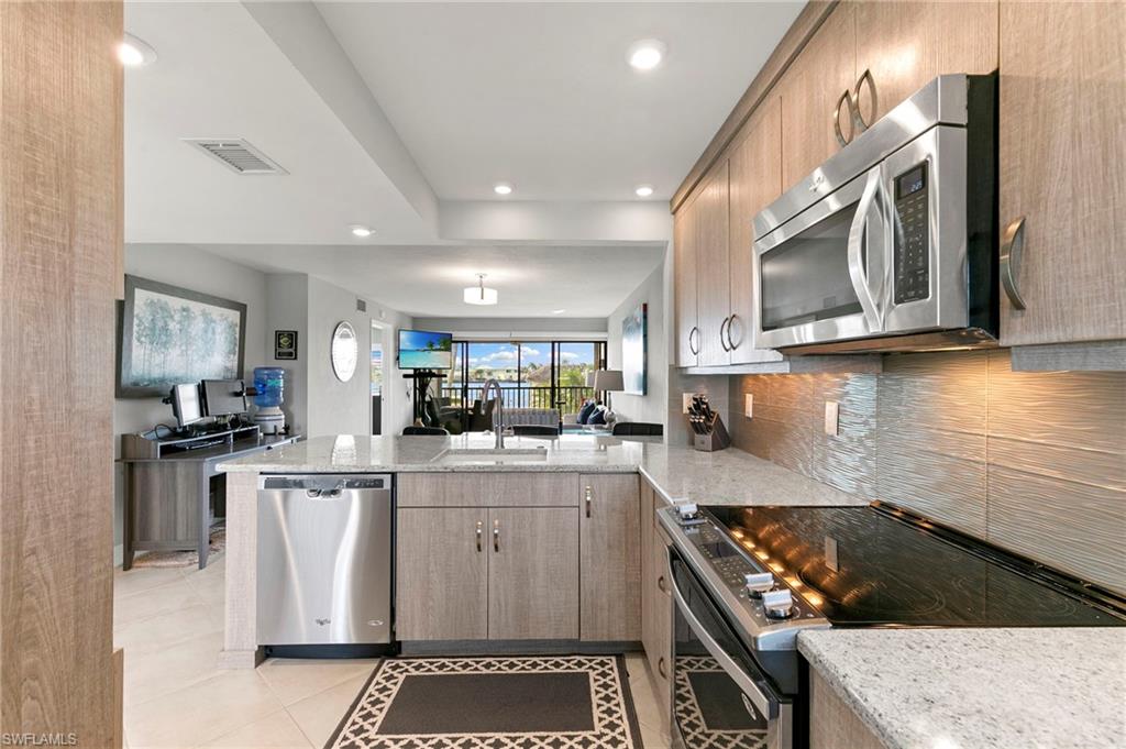 730 W Elkcam CIR # 210