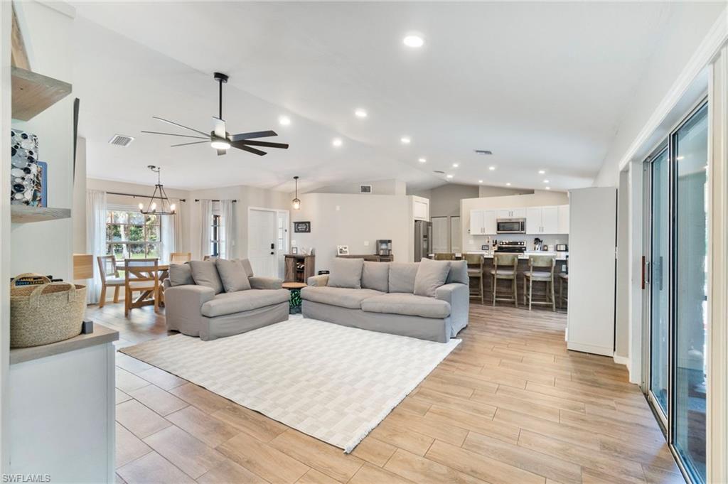 640 13th ST NW, NAPLES