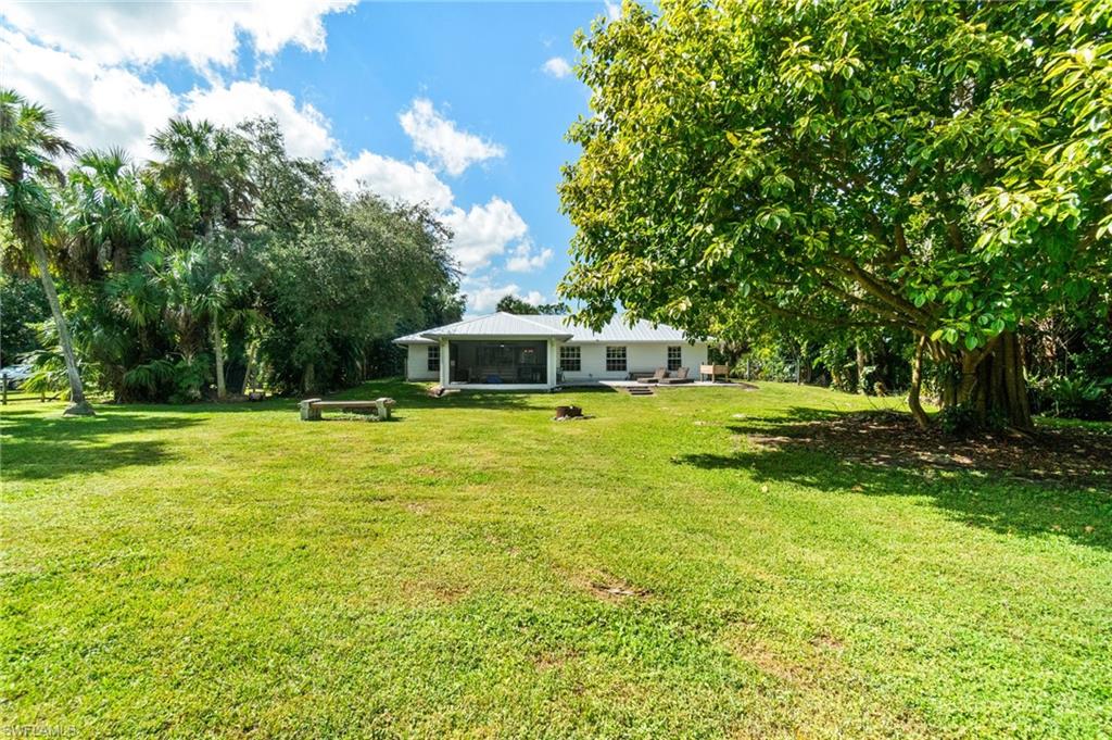 640 13th ST NW, NAPLES