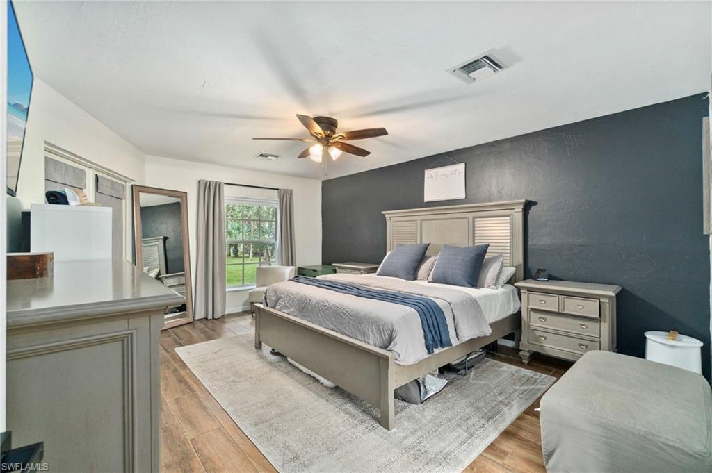 640 13th ST NW, NAPLES