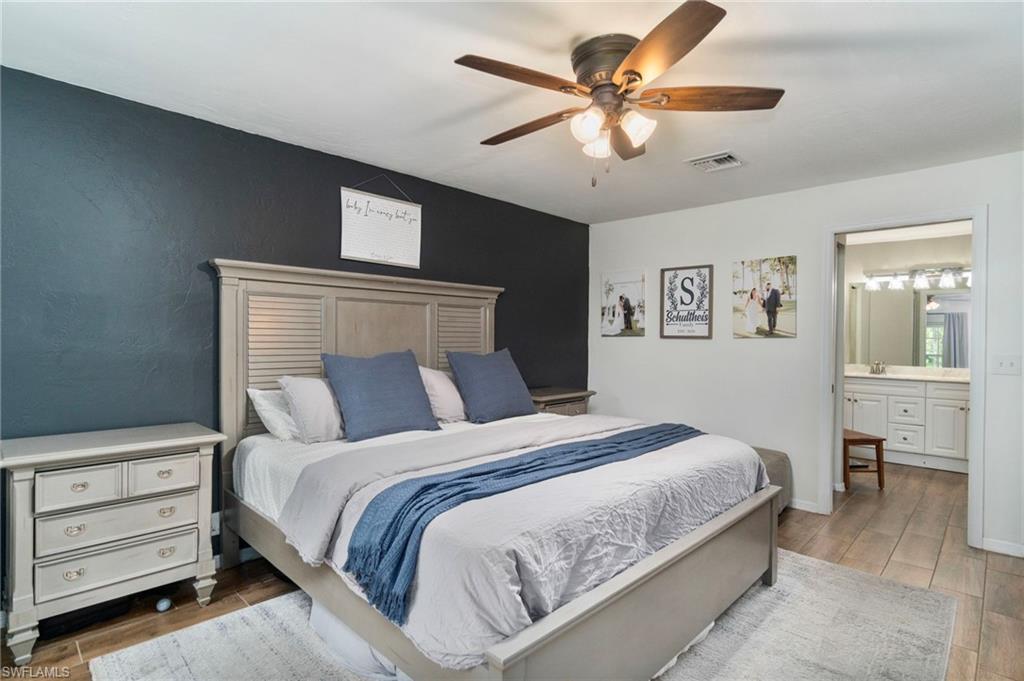 640 13th ST NW, NAPLES