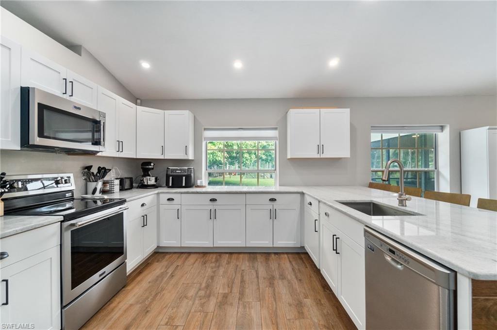 640 13th ST NW, NAPLES