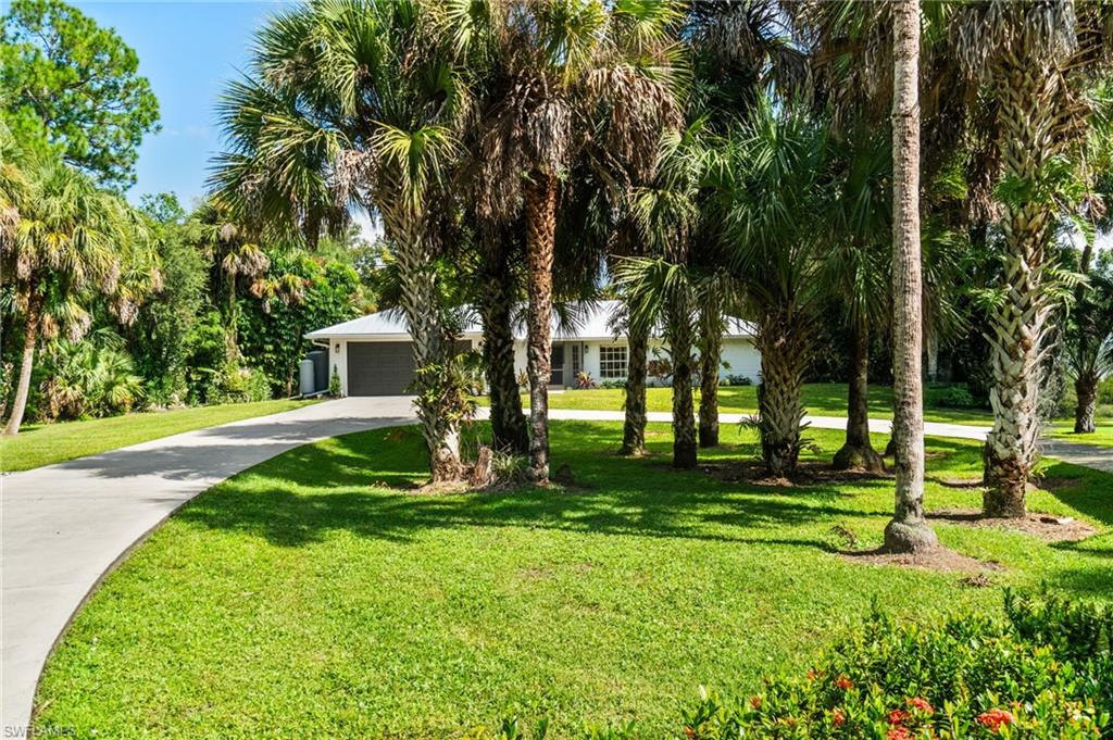 640 13th ST NW, NAPLES