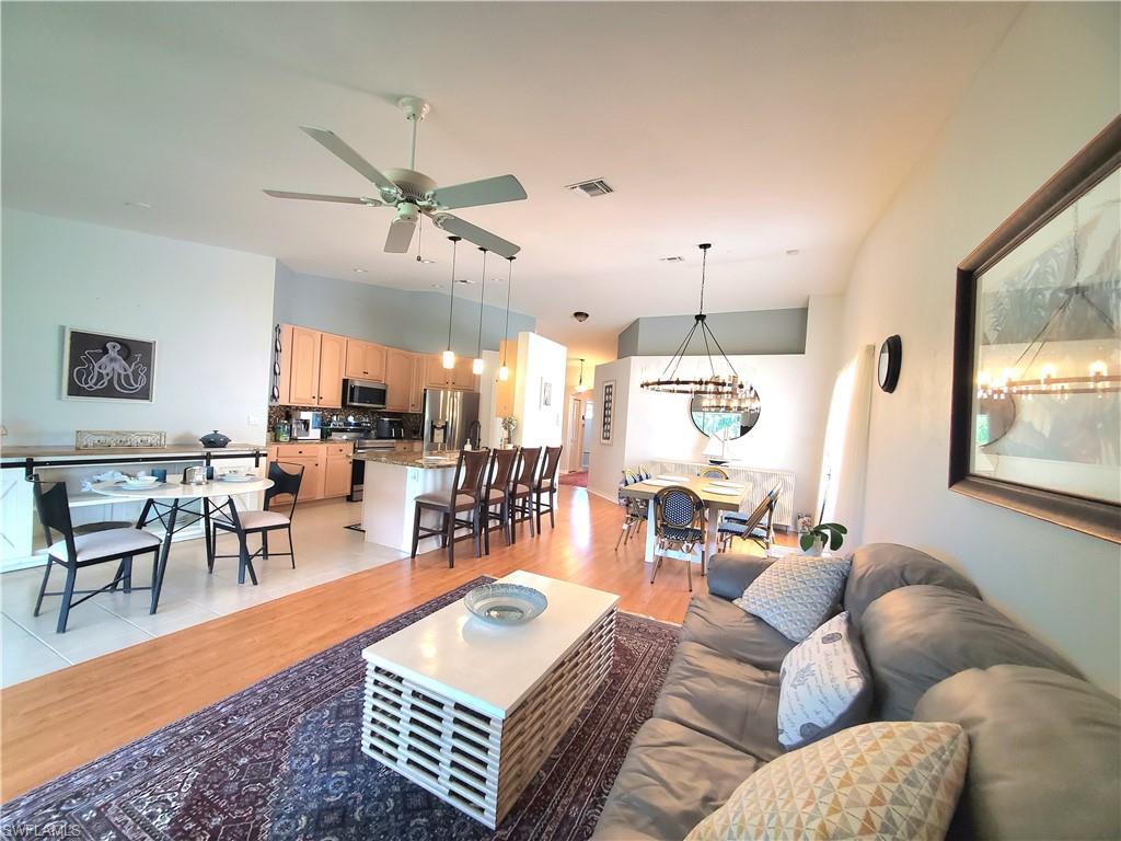 6846 Sterling Greens DR # 201, NAPLES Unit: 201