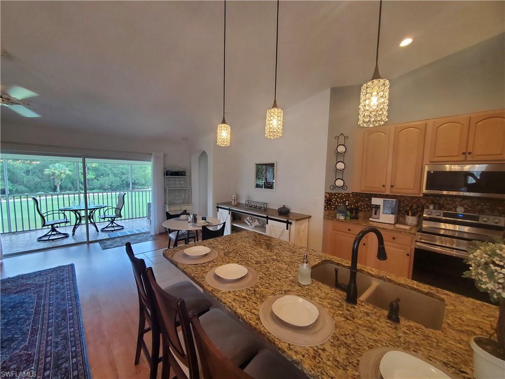 6846 Sterling Greens DR # 201, NAPLES Unit: 201