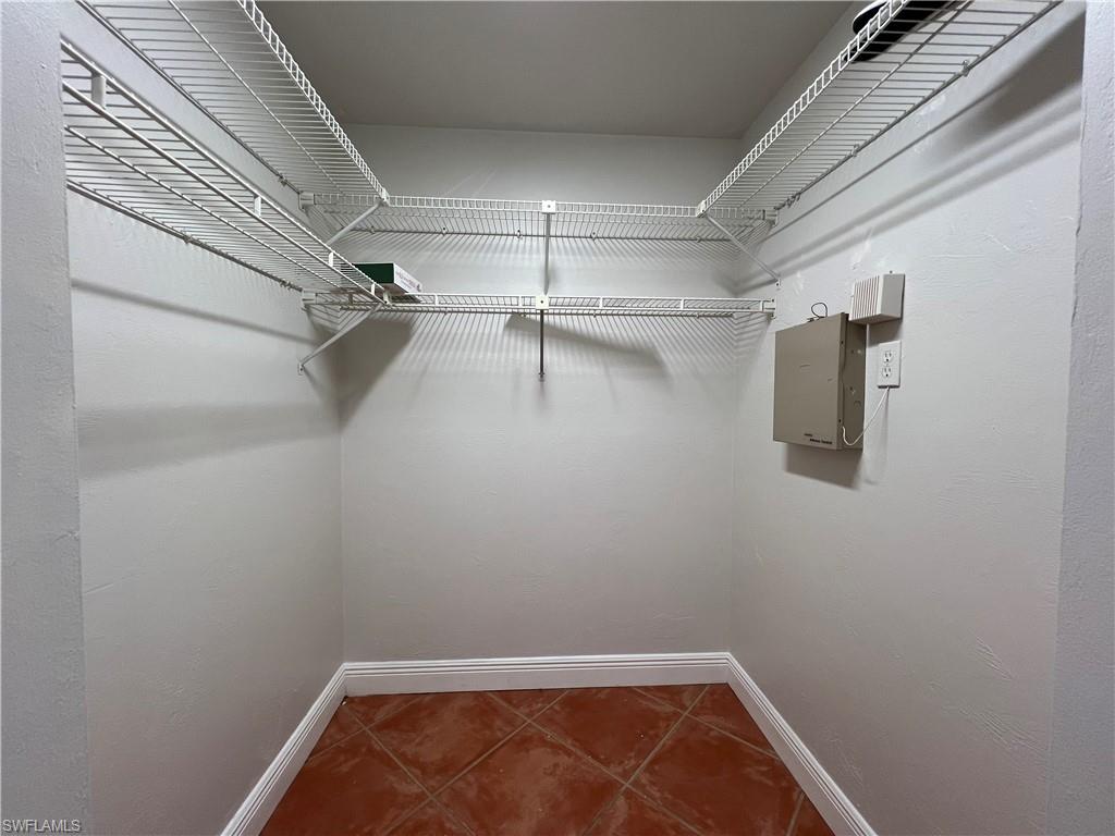 4724 32nd AVE SW, NAPLES