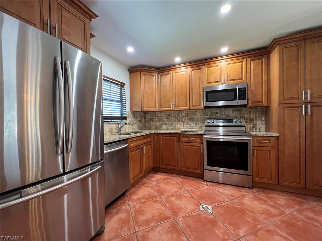 4724 32nd AVE SW, NAPLES