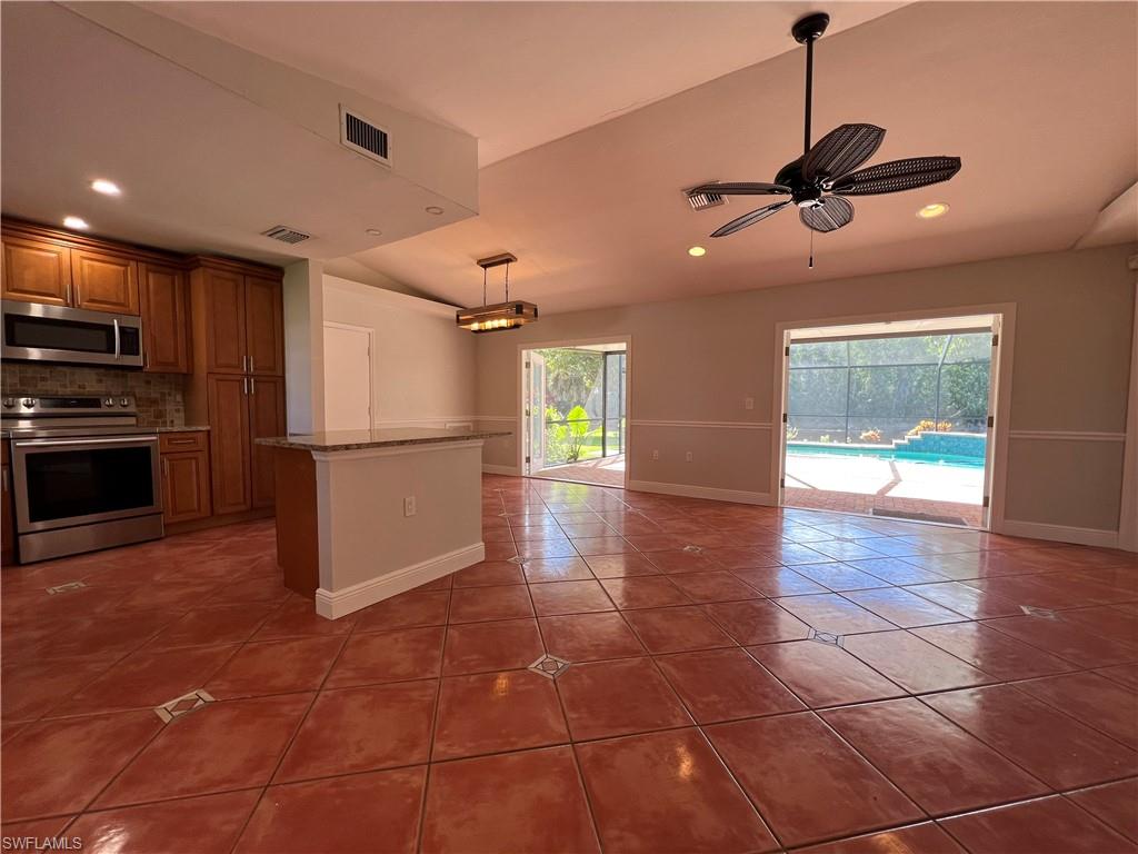 4724 32nd AVE SW, NAPLES