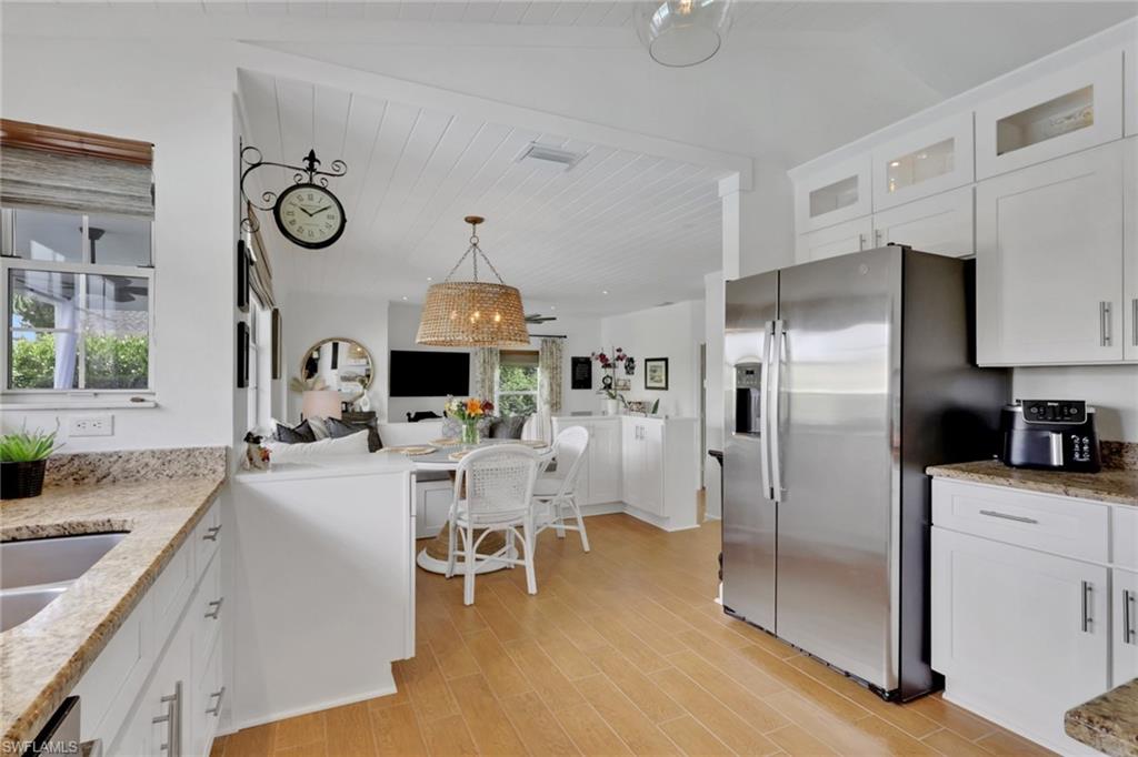 6555 Willow Lake CIR, FORT MYERS