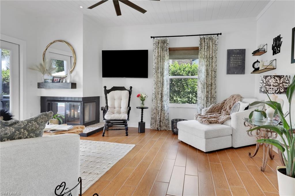 6555 Willow Lake CIR, FORT MYERS
