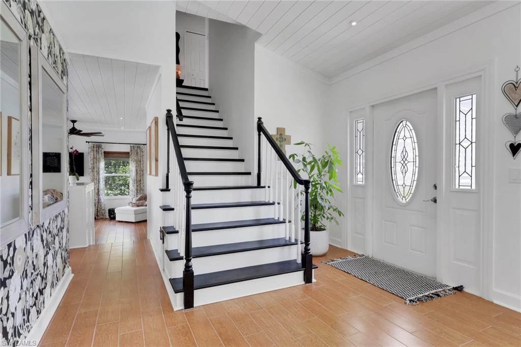 6555 Willow Lake CIR, FORT MYERS