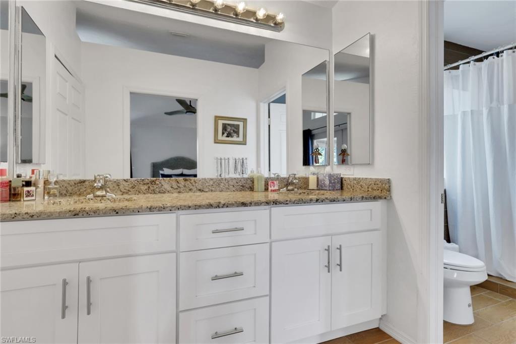 6555 Willow Lake CIR, FORT MYERS