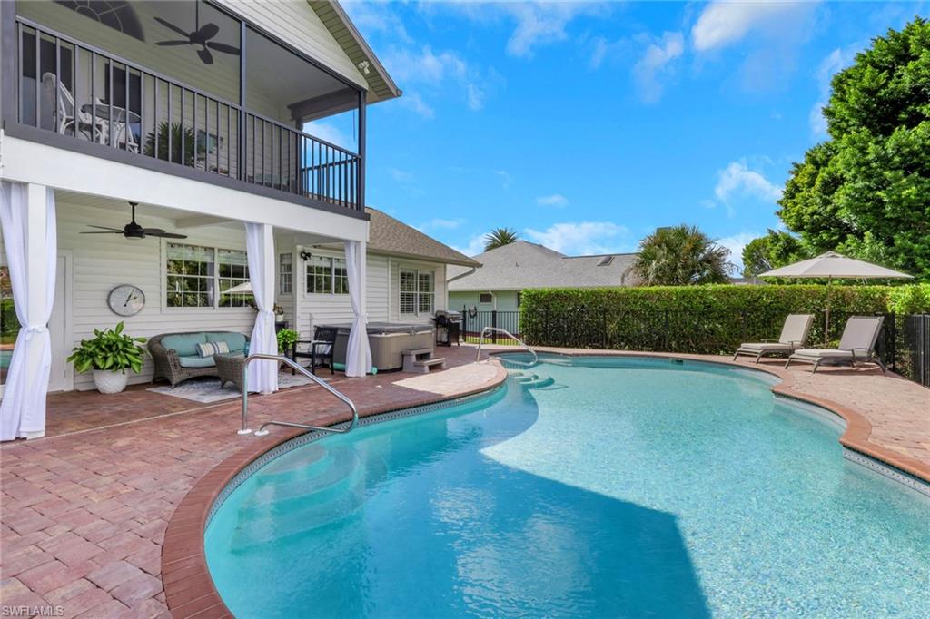 6555 Willow Lake CIR, FORT MYERS