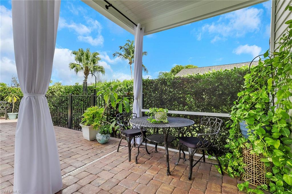 6555 Willow Lake CIR, FORT MYERS