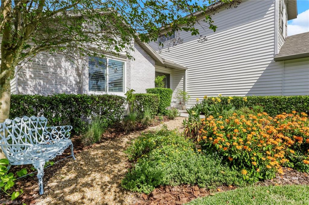 6555 Willow Lake CIR, FORT MYERS