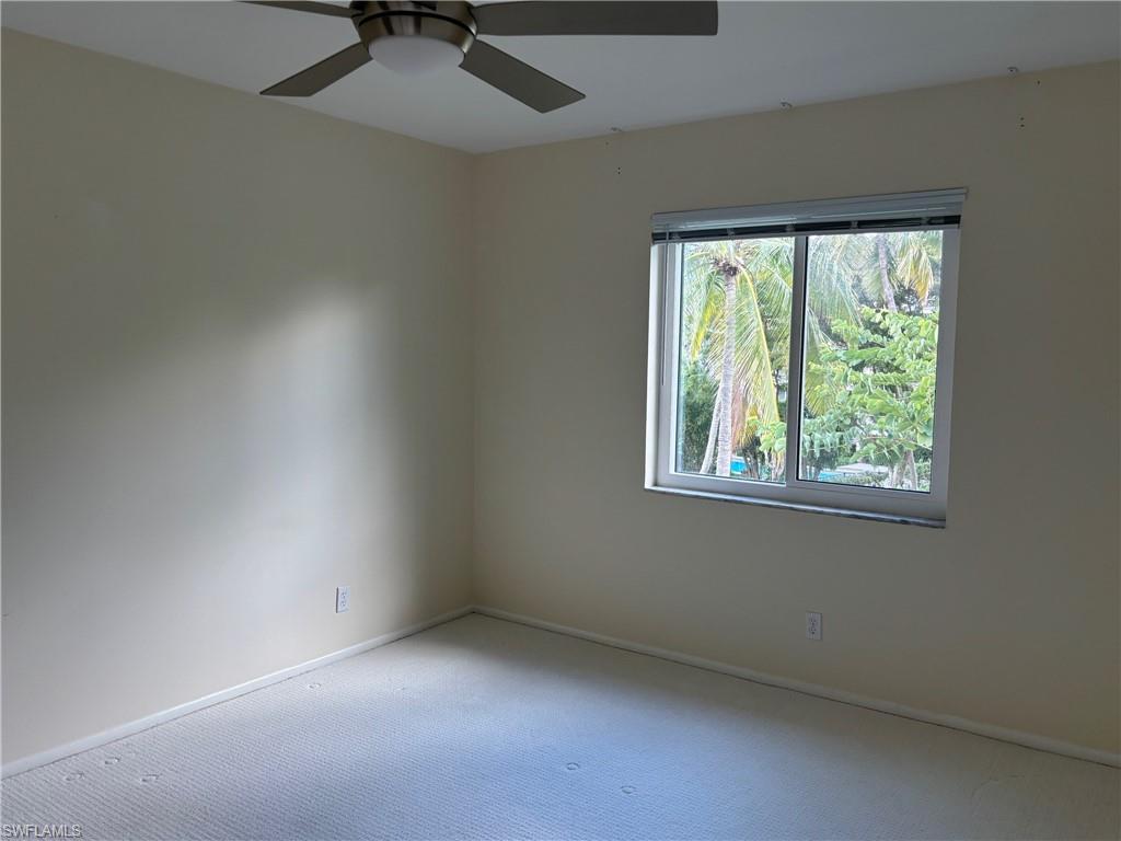 900 8th AVE S # 305, NAPLES Unit: 305