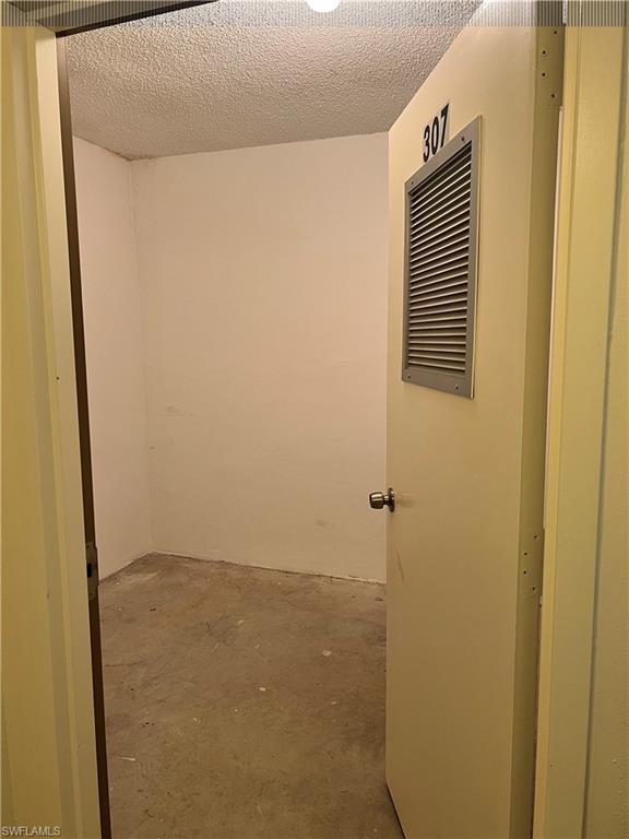 955 Palm View DR # 307, NAPLES Unit: B-307