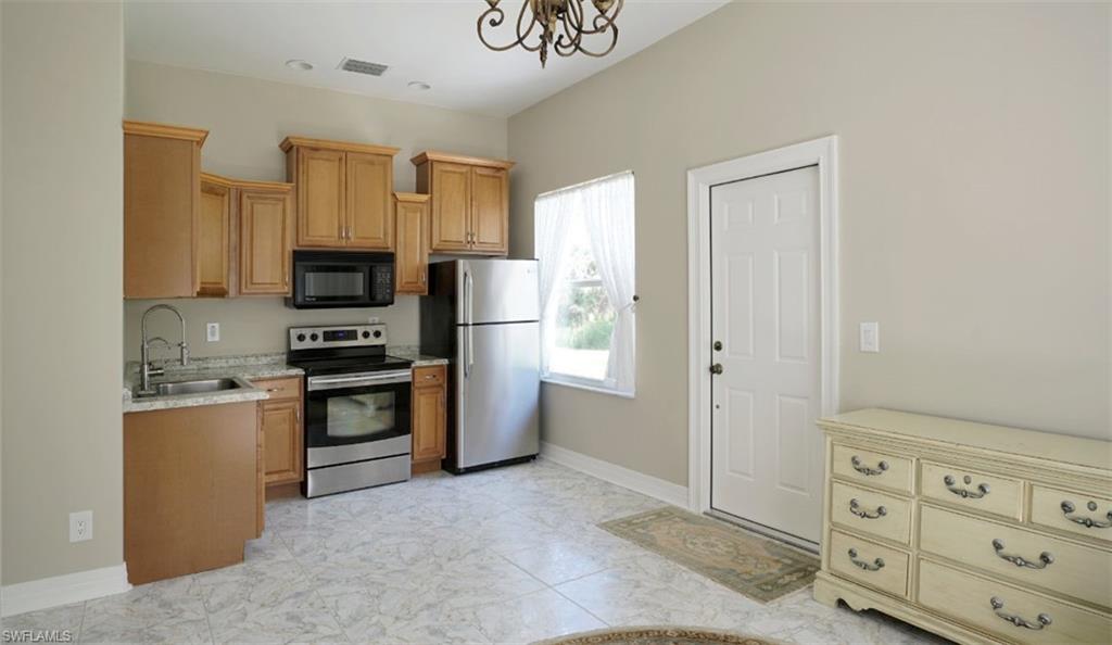 4445 2nd AVE NE, NAPLES