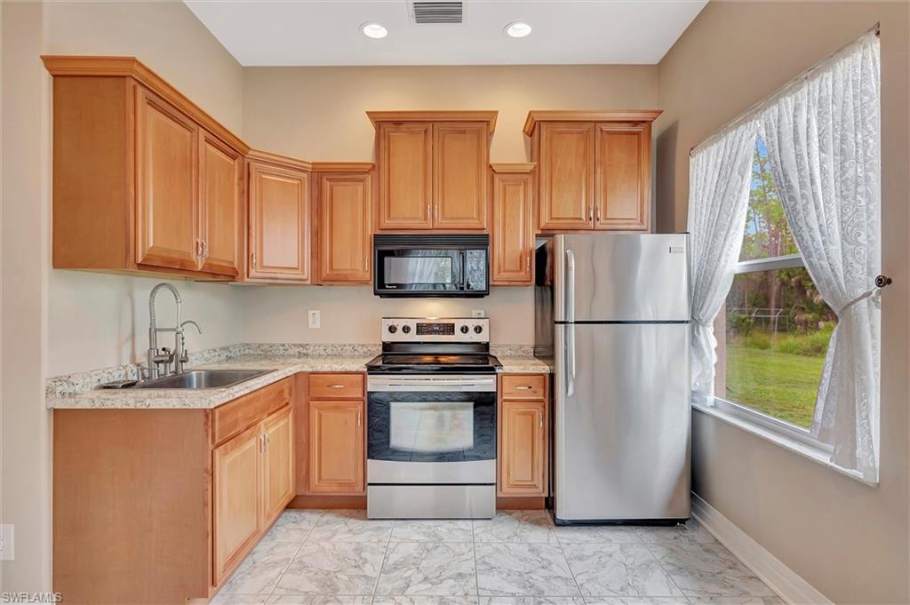 4445 2nd AVE NE, NAPLES