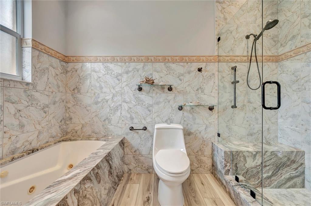 4445 2nd AVE NE, NAPLES