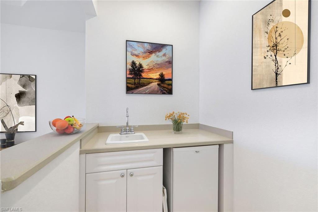 23820 Merano CT # 101, ESTERO Unit: 101