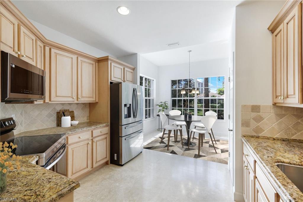 23820 Merano CT # 101, ESTERO Unit: 101